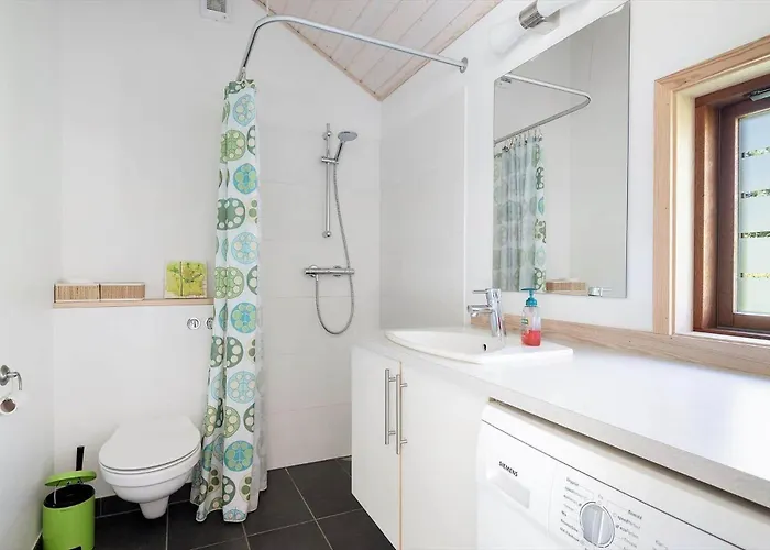 4702-aakirkeby-sondre-landevej-86 Ferienhaus *